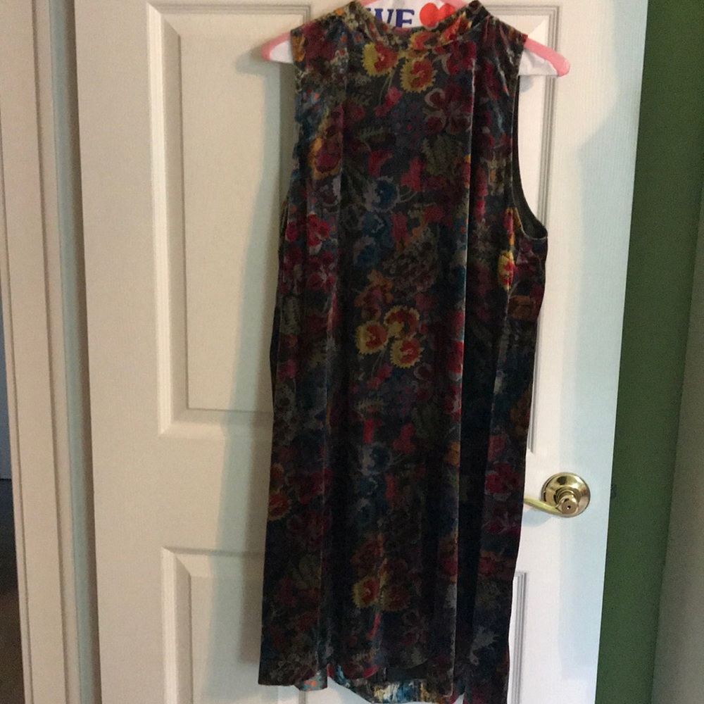EUC LOFT MOCKNECK VELVET DRESS SIZE LARGE